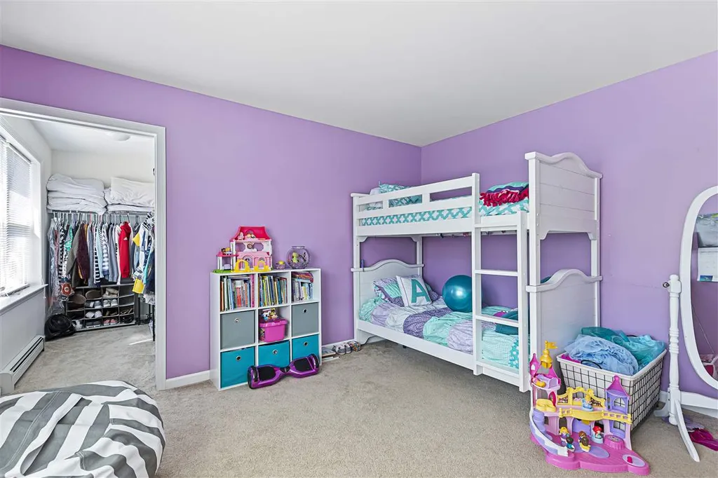 28 Jay Way Rochester NH 03868-0000