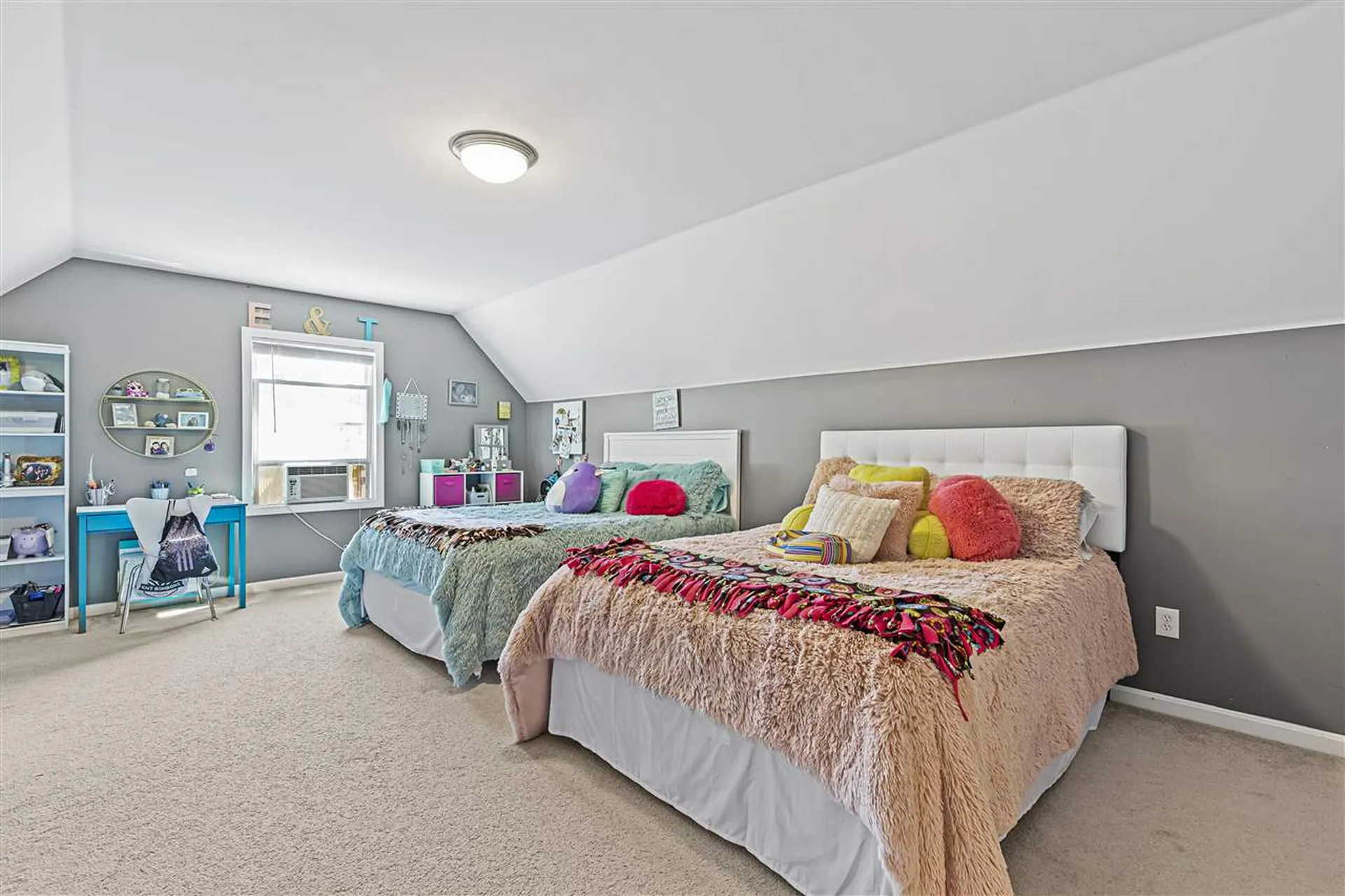 28 Jay Way Rochester NH 03868-0000
