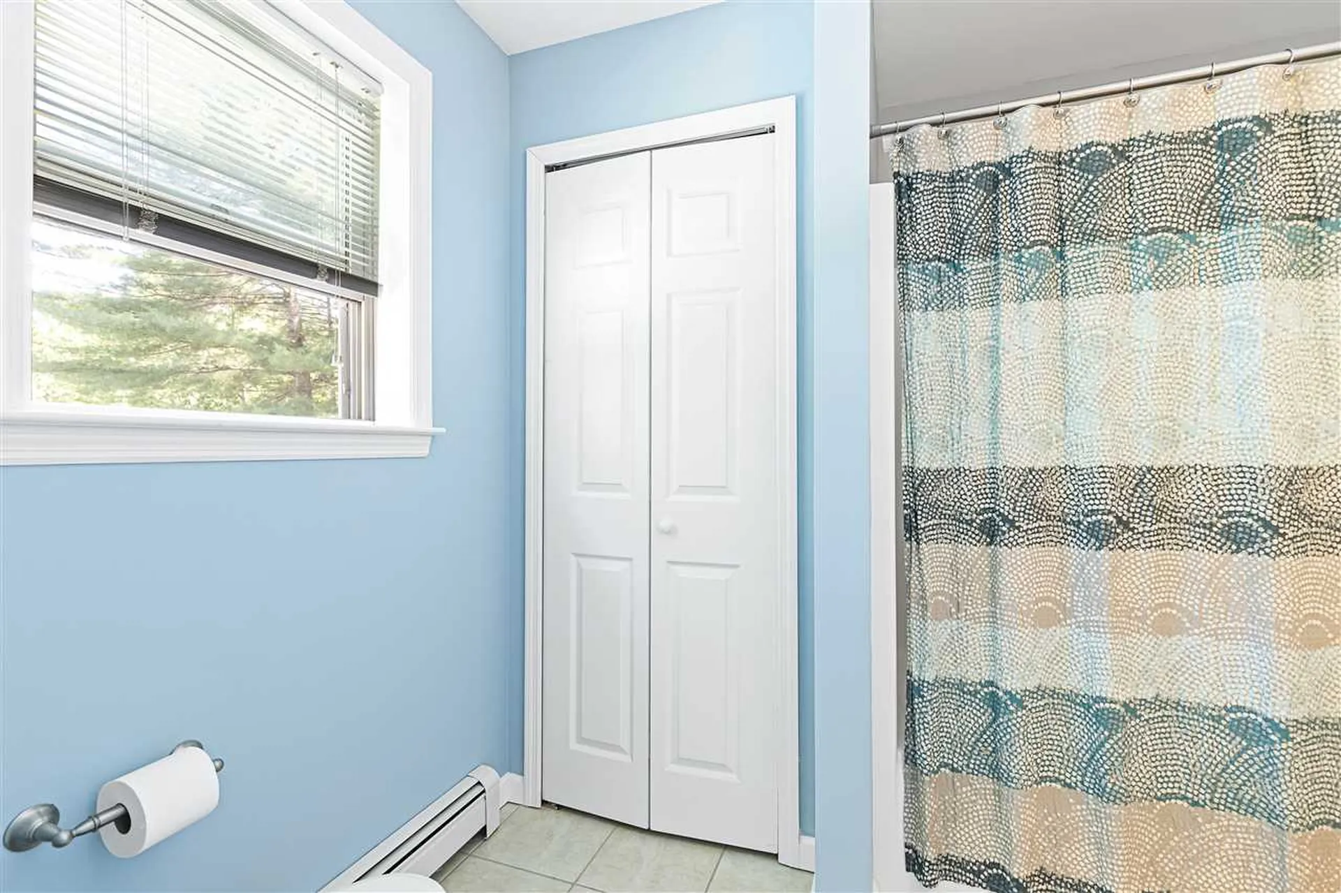 28 Jay Way Rochester NH 03868-0000