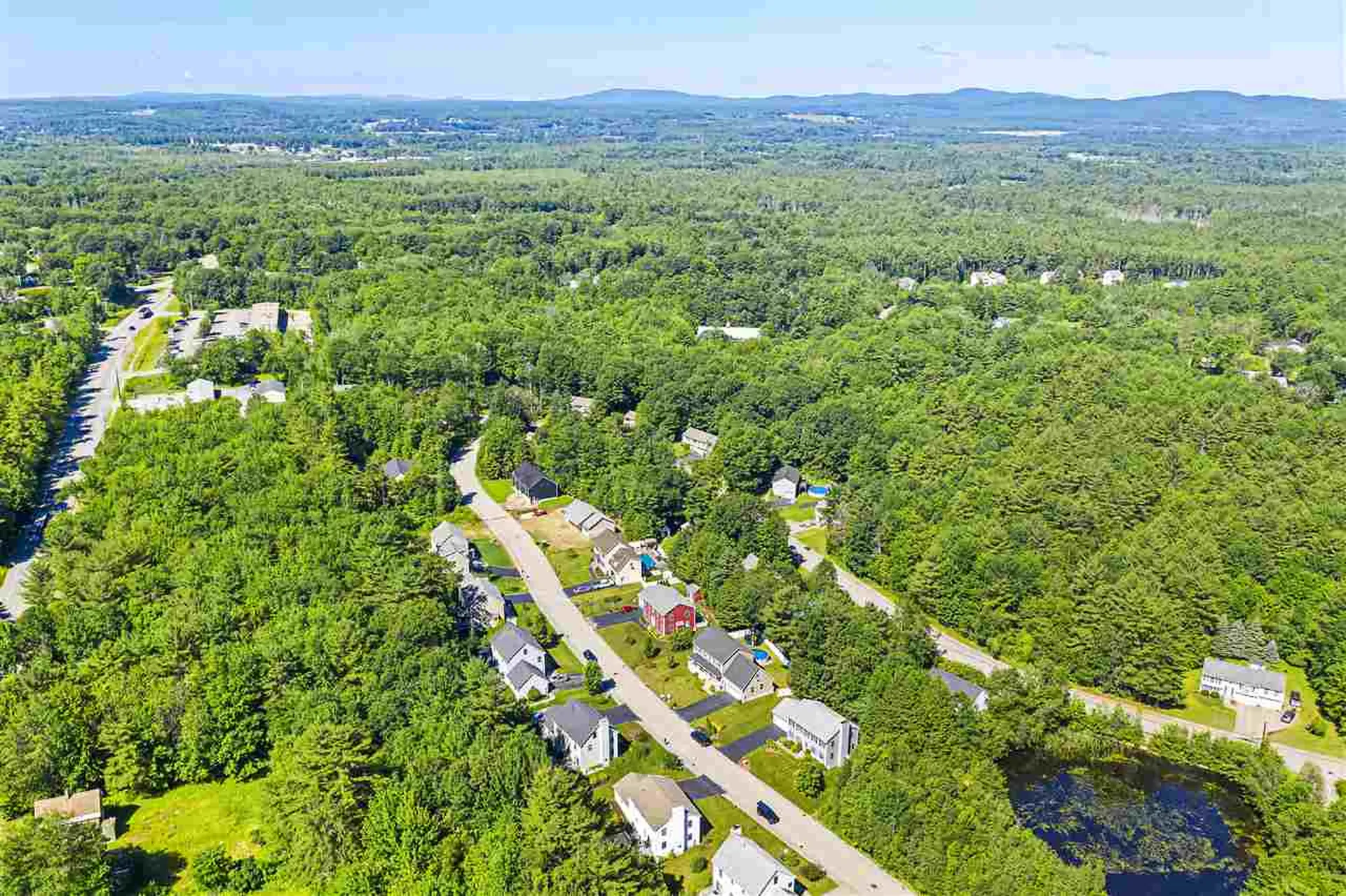 28 Jay Way Rochester NH 03868-0000
