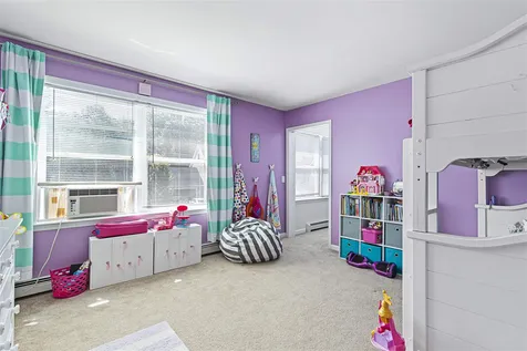 28 Jay Way Rochester NH 03868-0000