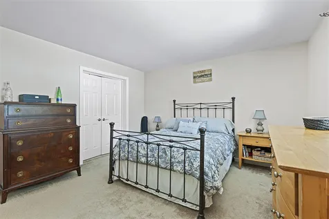 28 Jay Way Rochester NH 03868-0000