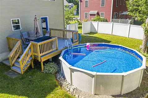 28 Jay Way Rochester NH 03868-0000