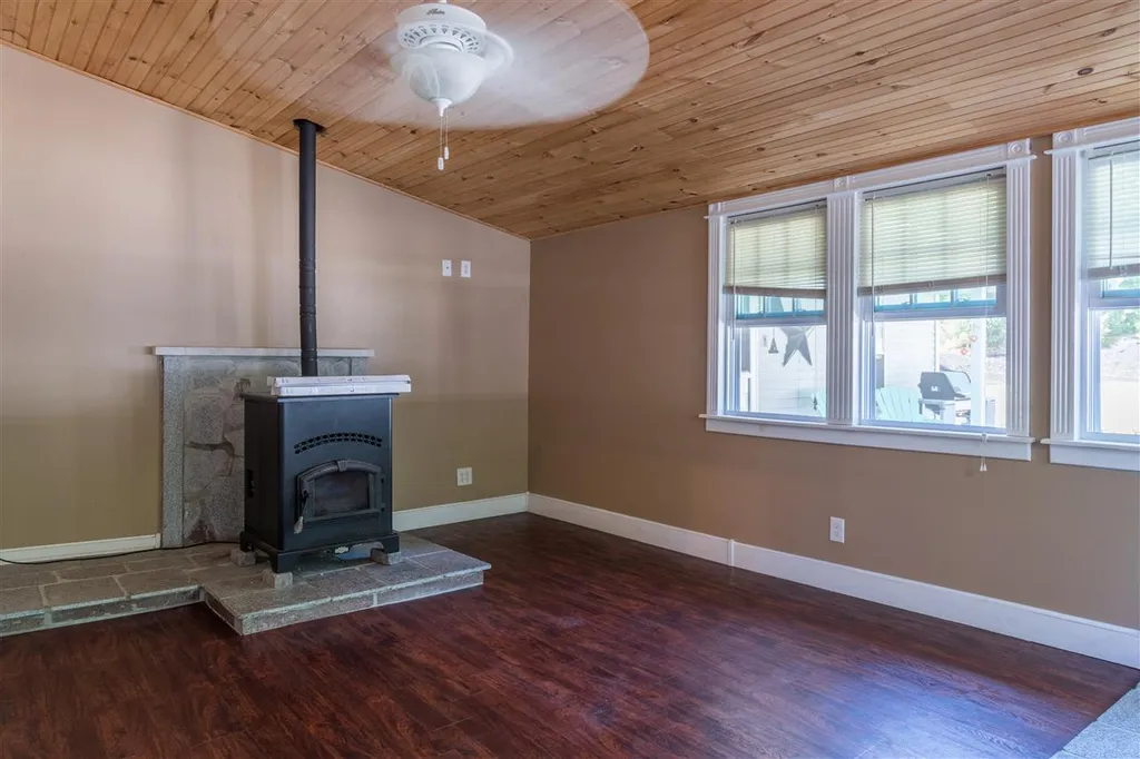 56 Daniel Webster Highway Merrimack NH 03054