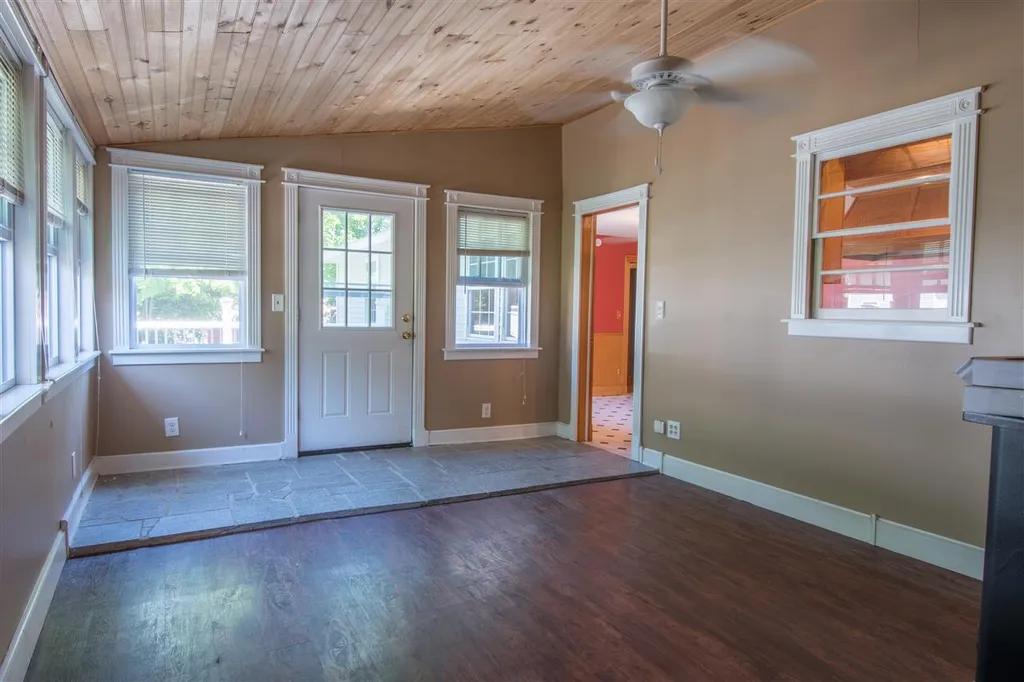 56 Daniel Webster Highway Merrimack NH 03054