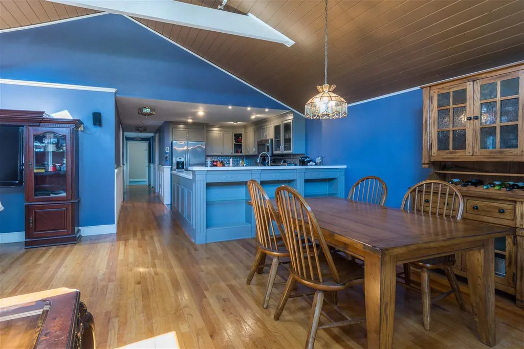 56 Daniel Webster Highway Merrimack NH 03054