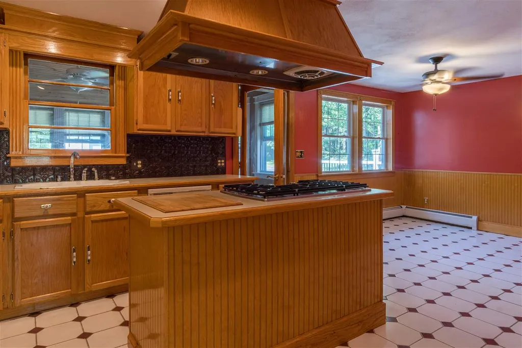 56 Daniel Webster Highway Merrimack NH 03054