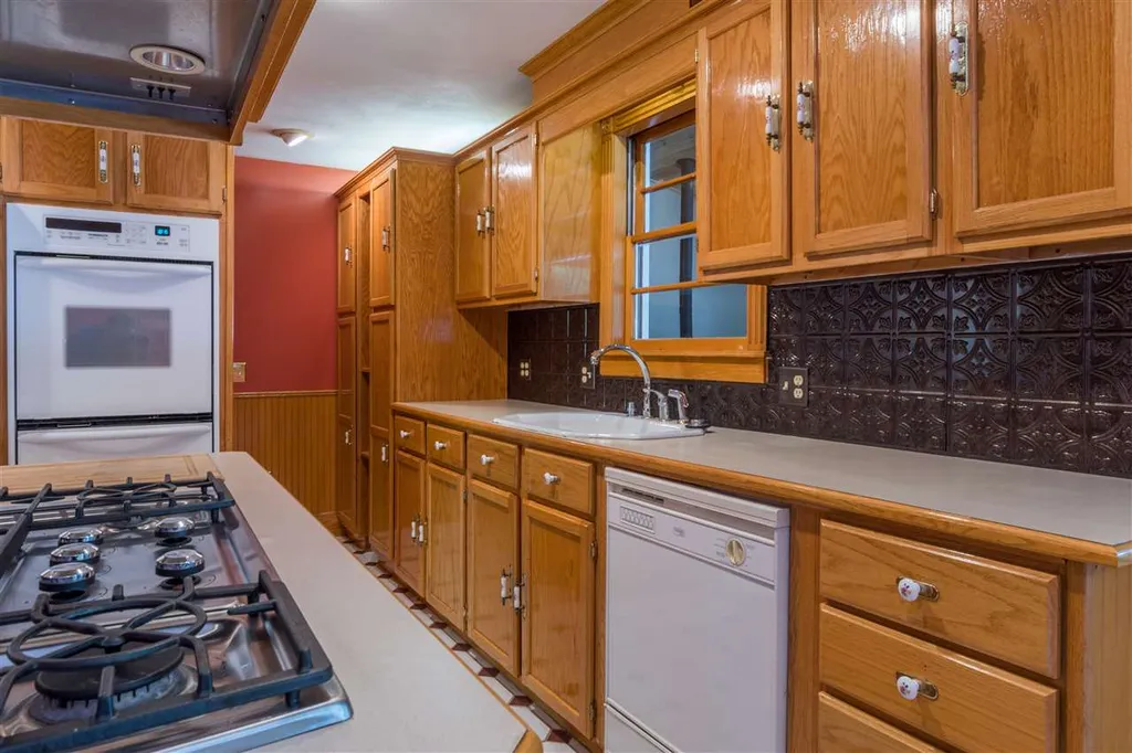 56 Daniel Webster Highway Merrimack NH 03054