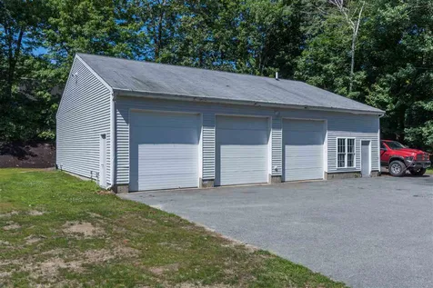 56 Daniel Webster Highway Merrimack NH 03054