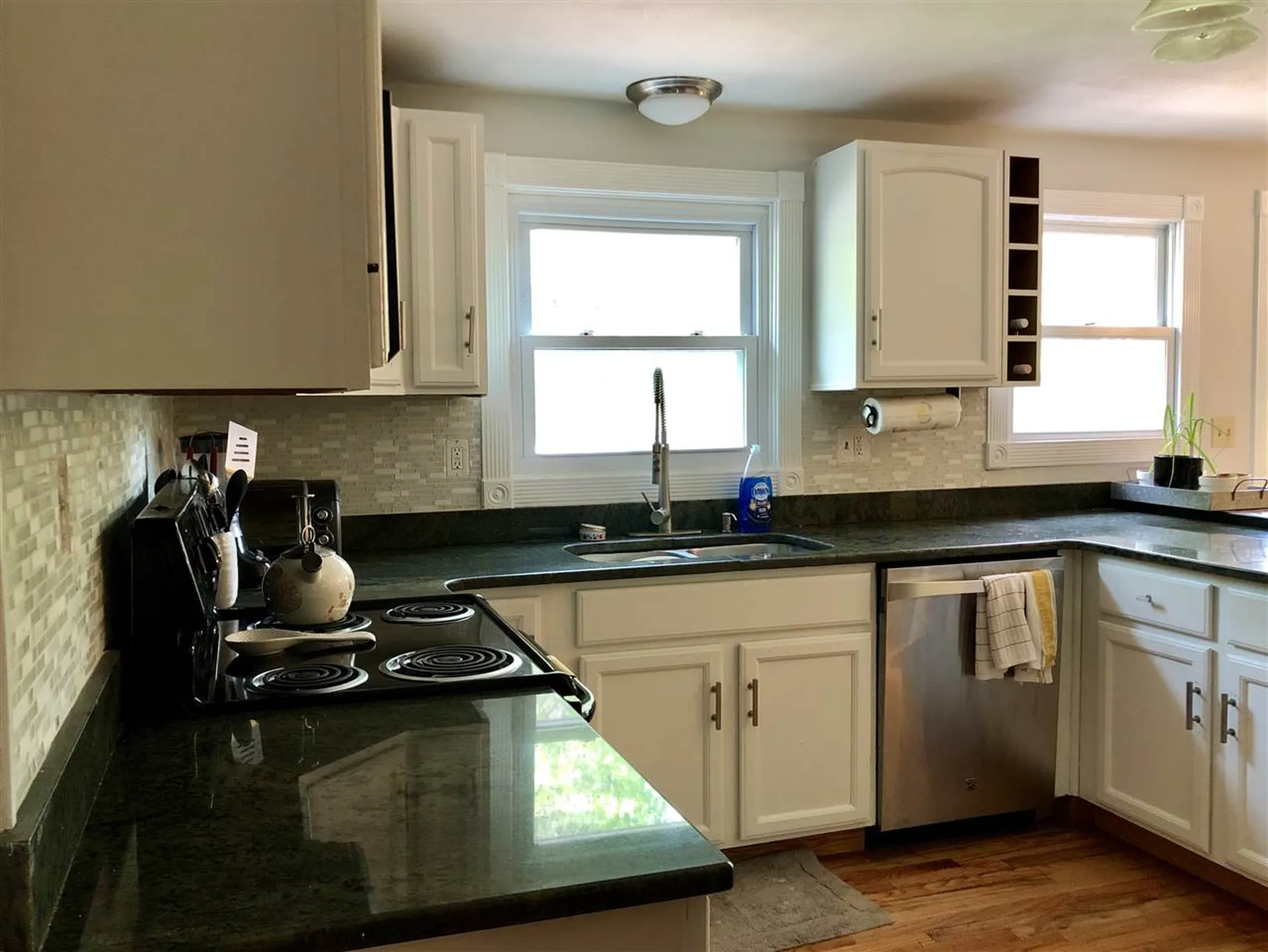 8 Lowell Road Windham NH 03087
