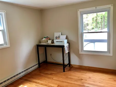 8 Lowell Road Windham NH 03087