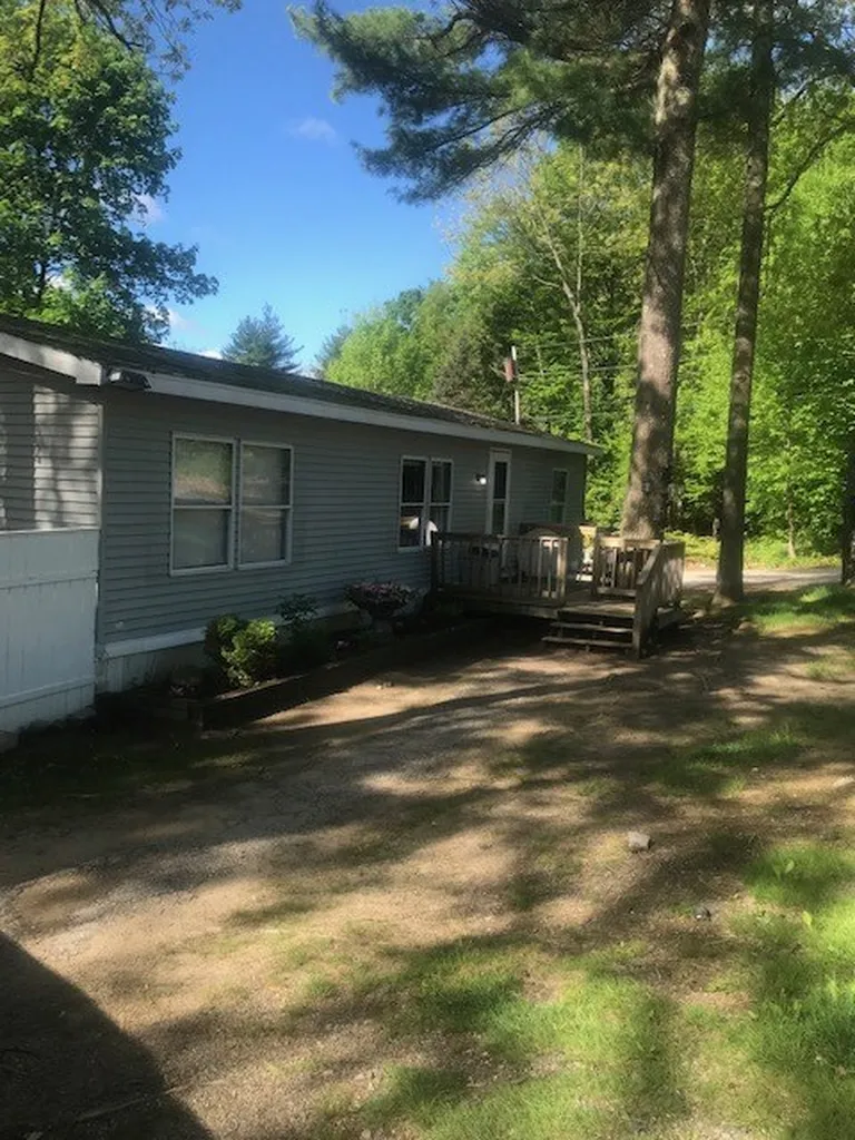 2 Hemlock Drive Danville NH 03819