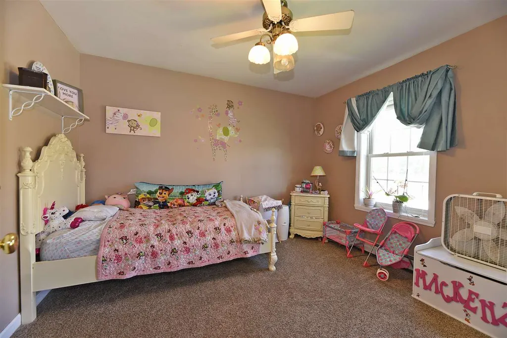 54 Colonial Road Fairfax VT 05454