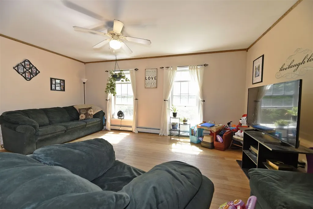 54 Colonial Road Fairfax VT 05454