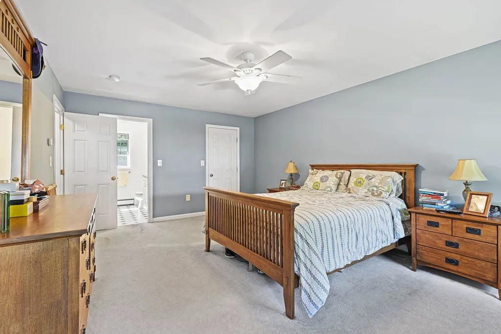 33 Jay Way Rochester NH 03868