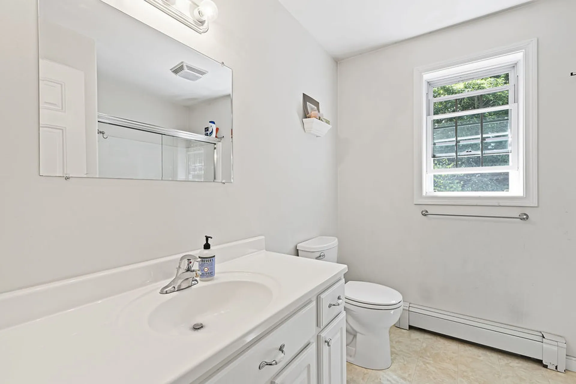 33 Jay Way Rochester NH 03868