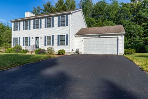 33 Jay Way Rochester NH 03868