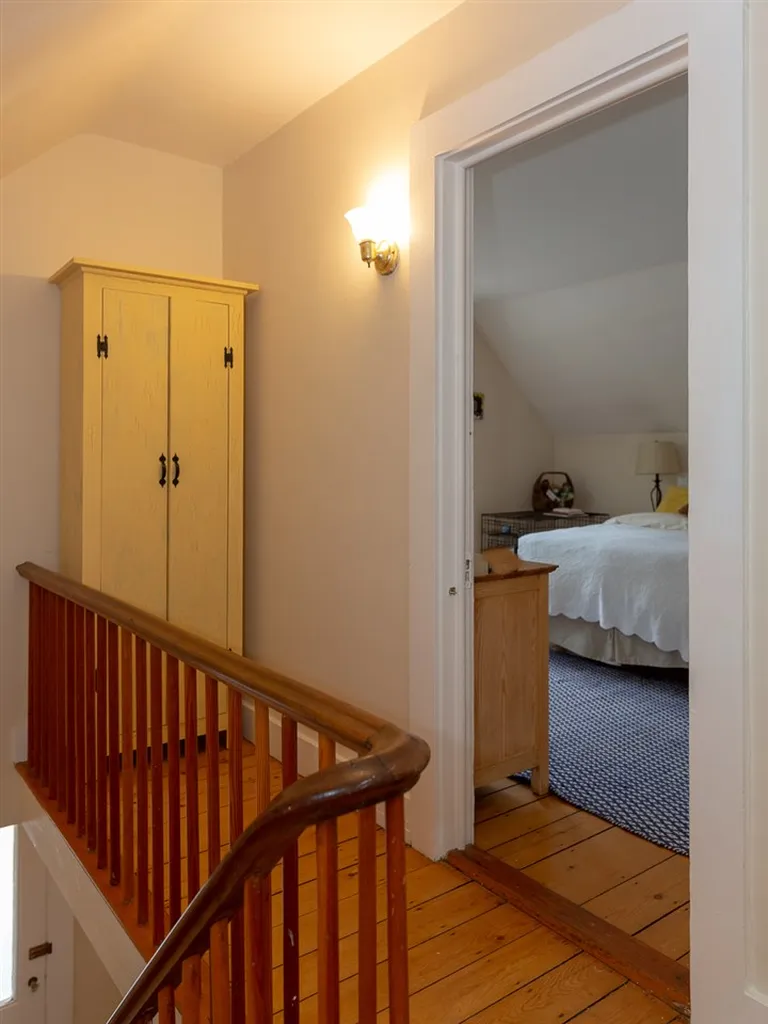 11 Mount Pleasant Street Newmarket NH 03857