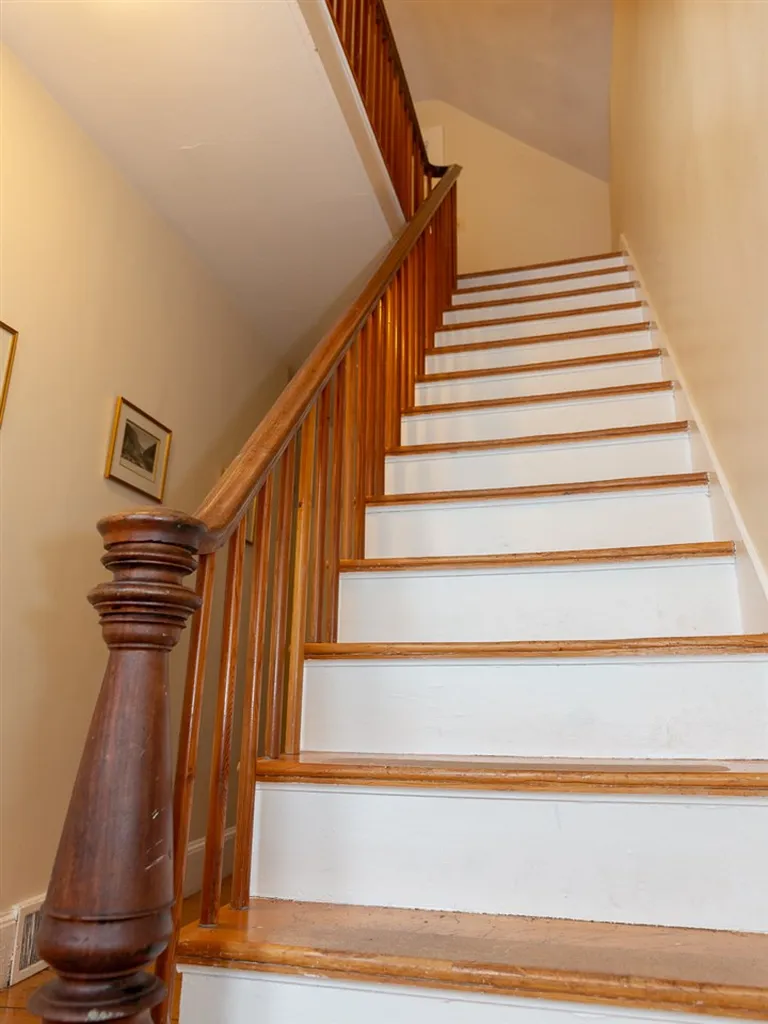 11 Mount Pleasant Street Newmarket NH 03857