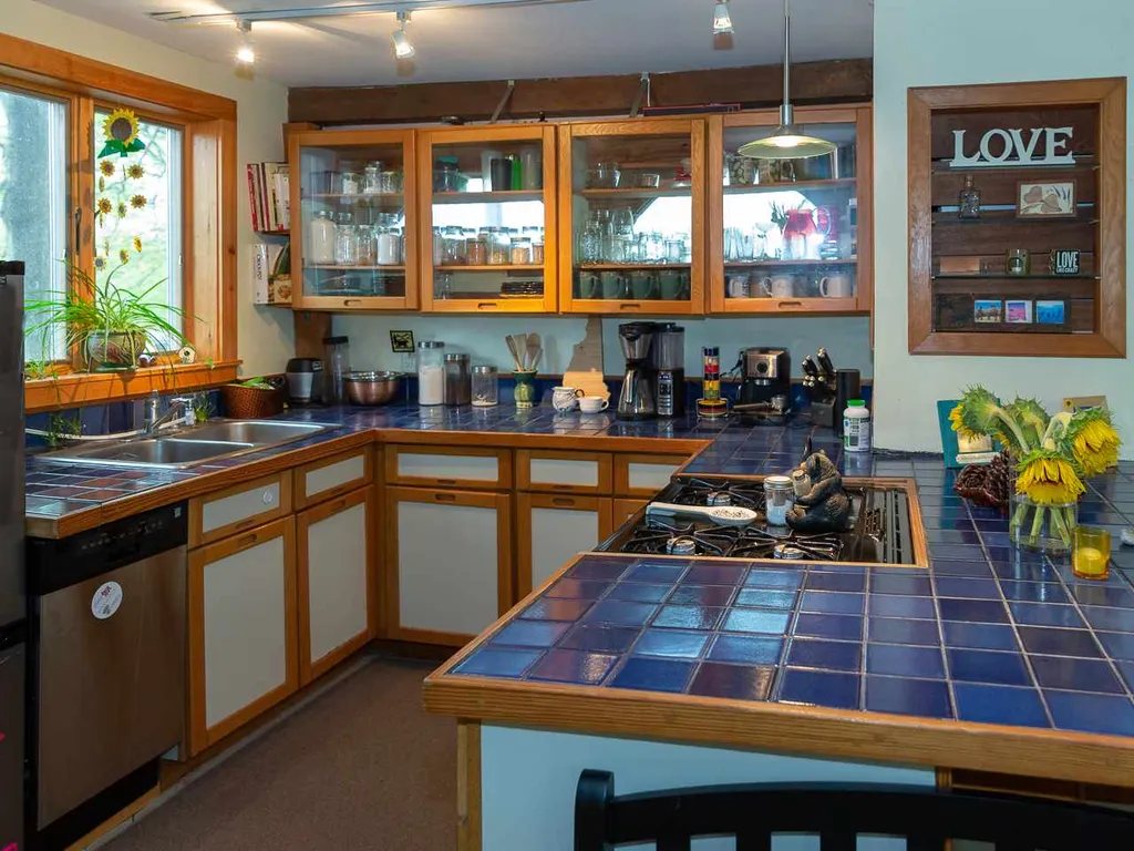 11 Mount Pleasant Street Newmarket NH 03857