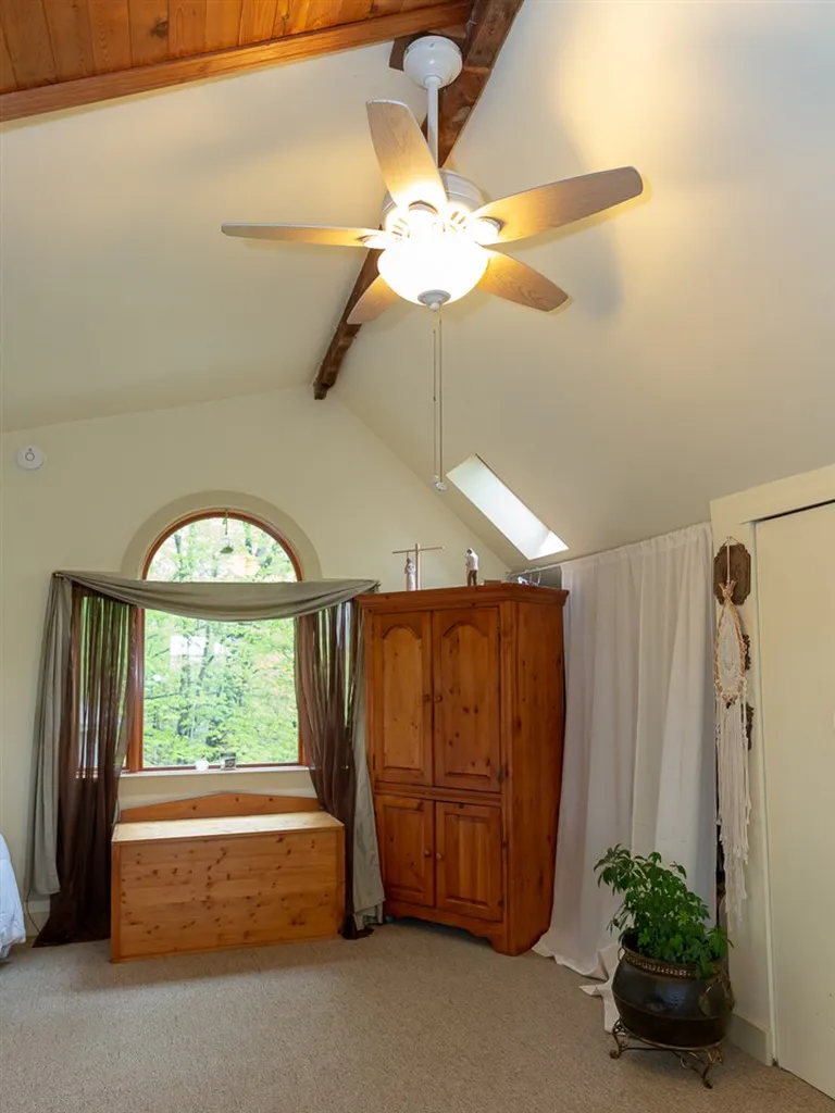 11 Mount Pleasant Street Newmarket NH 03857