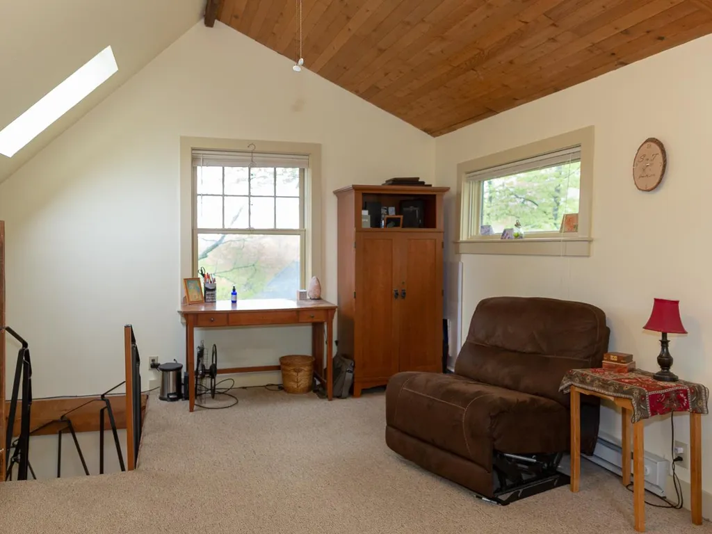 11 Mount Pleasant Street Newmarket NH 03857
