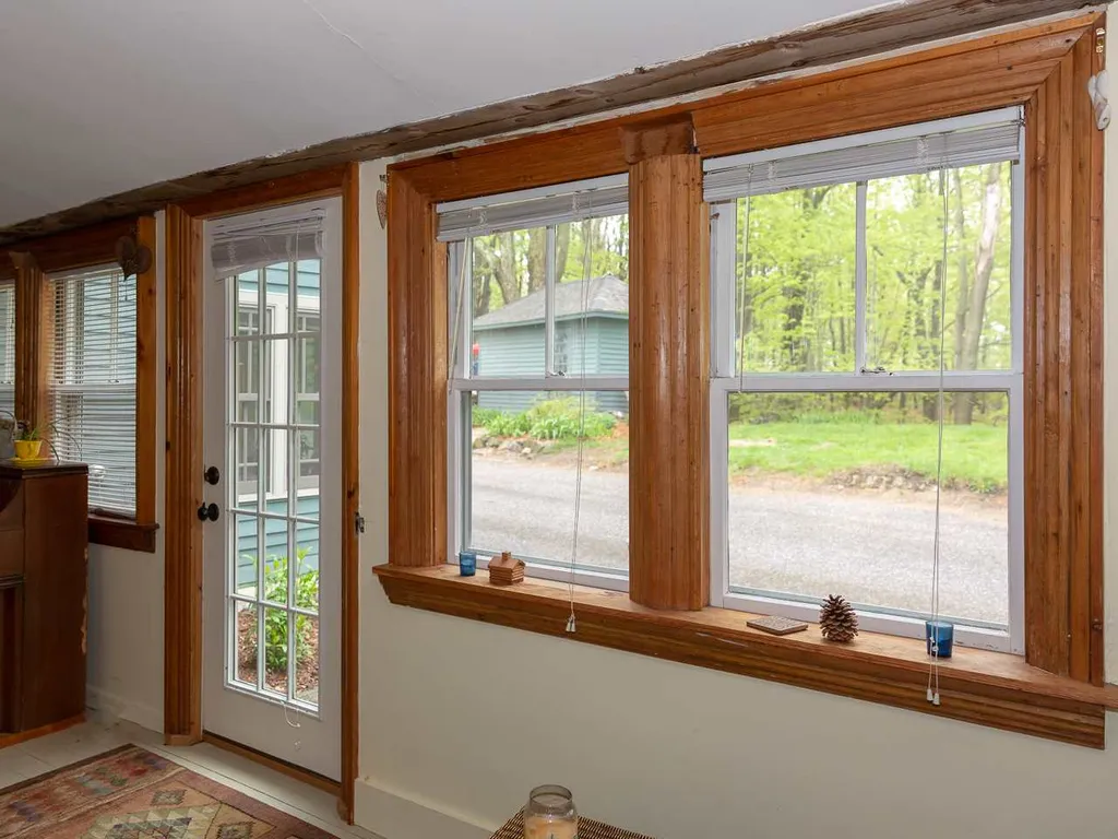 11 Mount Pleasant Street Newmarket NH 03857