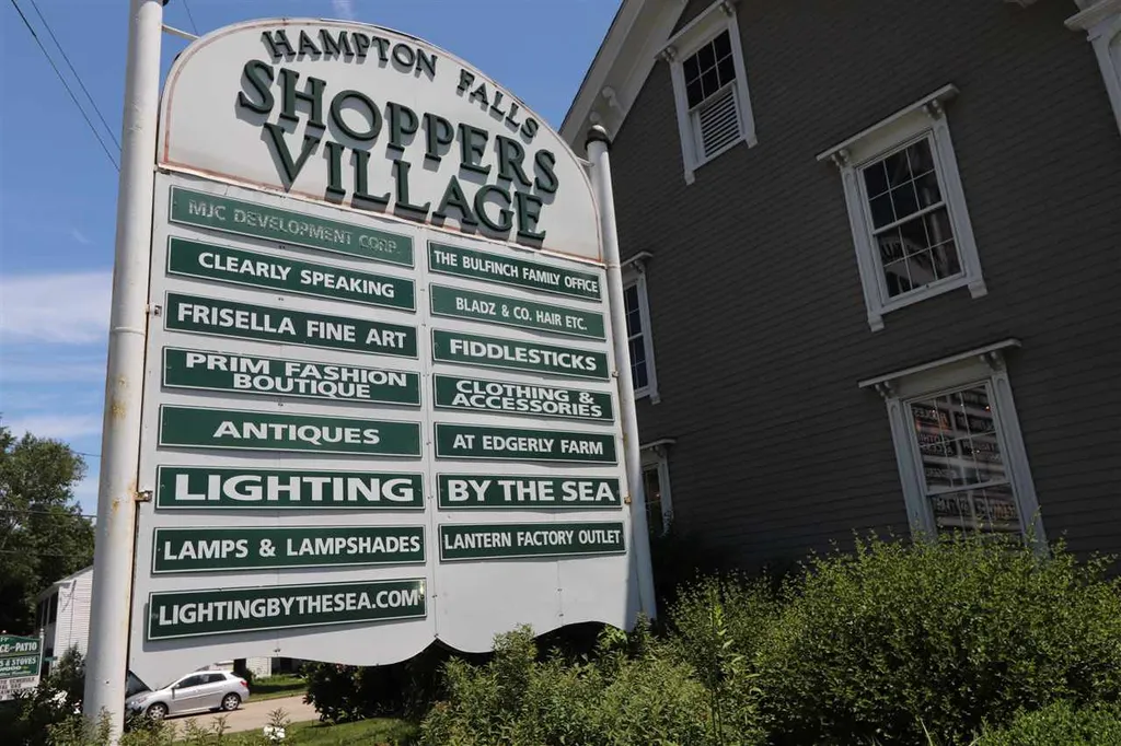 87 Lafayette Road Hampton Falls NH 03844