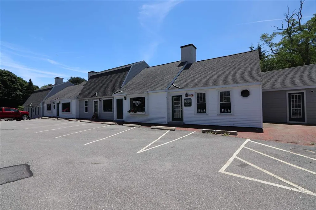 87 Lafayette Road Hampton Falls NH 03844