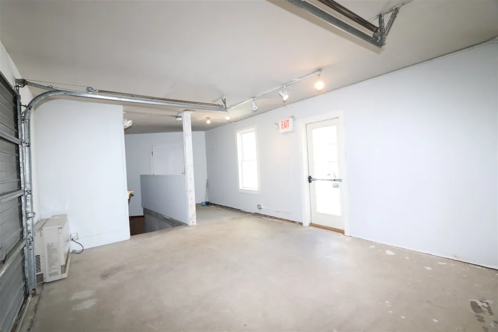 87 Lafayette Road Hampton Falls NH 03844