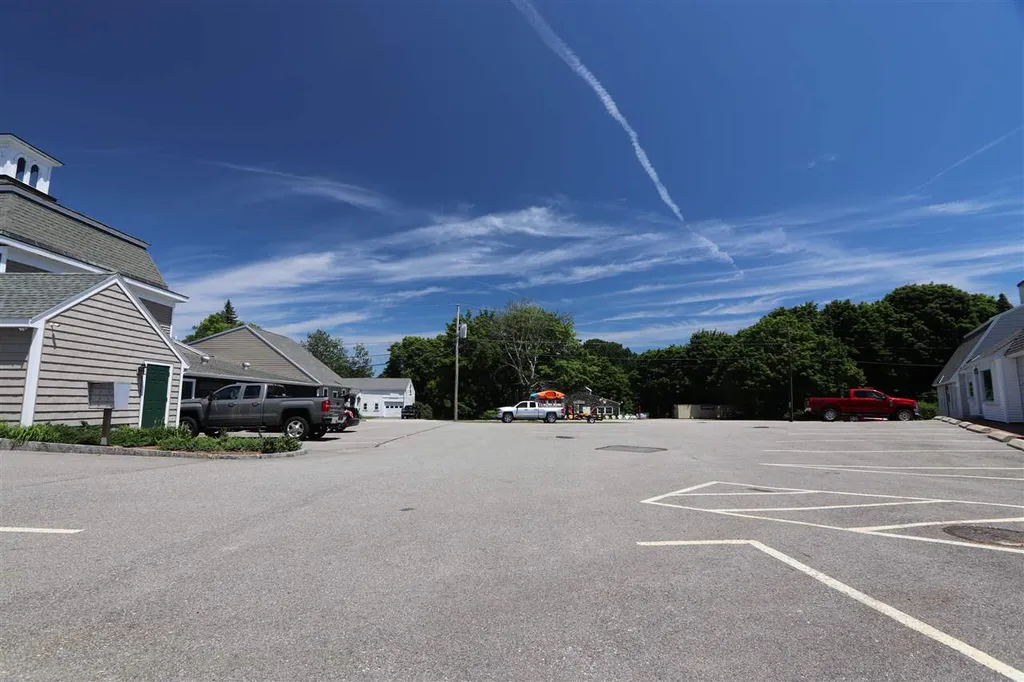 87 Lafayette Road Hampton Falls NH 03844