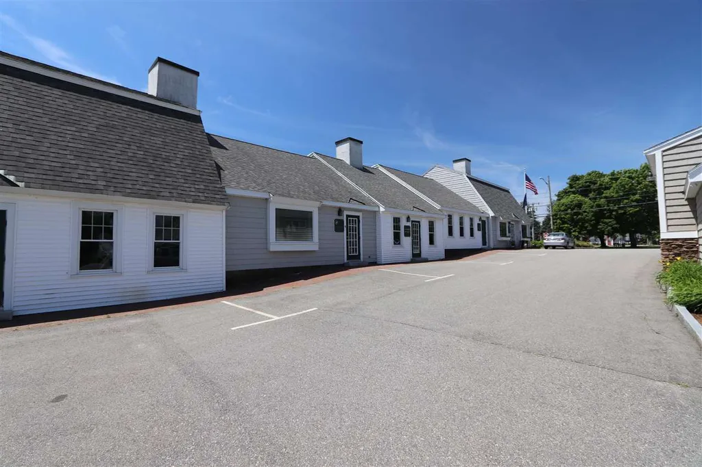 87 Lafayette Road Hampton Falls NH 03844
