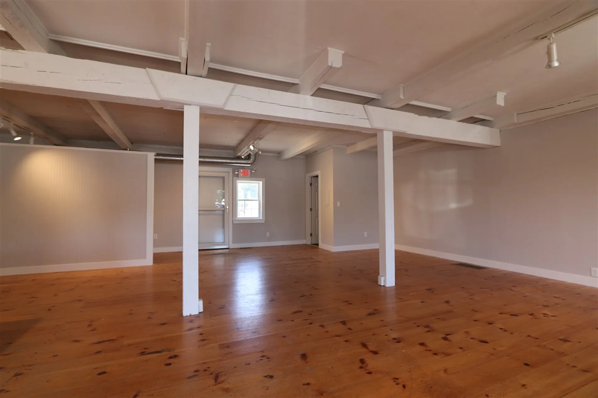87 Lafayette Road Hampton Falls NH 03844
