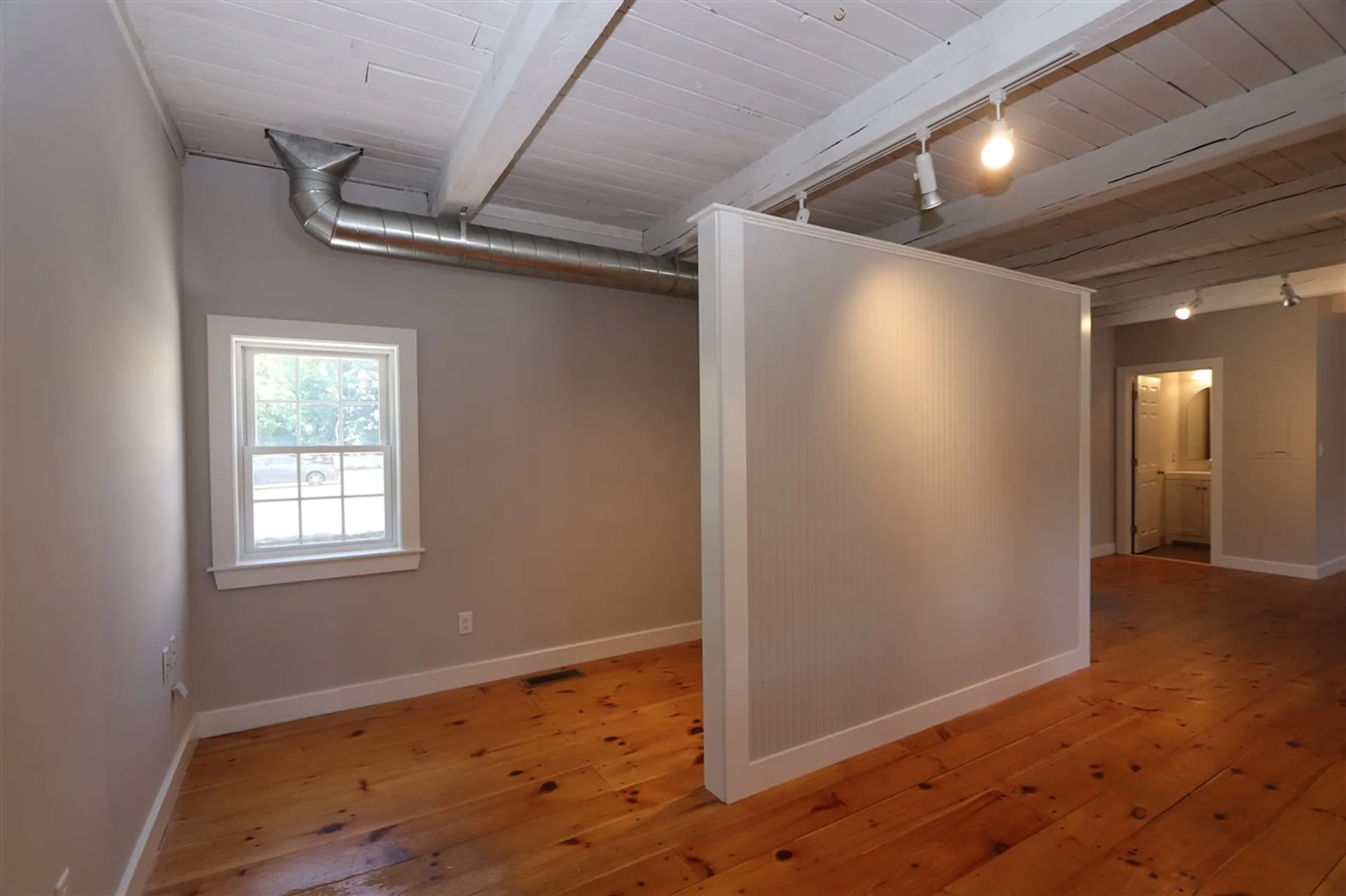 87 Lafayette Road Hampton Falls NH 03844