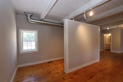 87 Lafayette Road Hampton Falls NH 03844