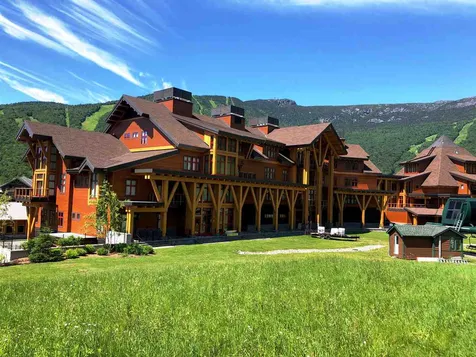 142 Red Sled Drive Stowe VT 05672