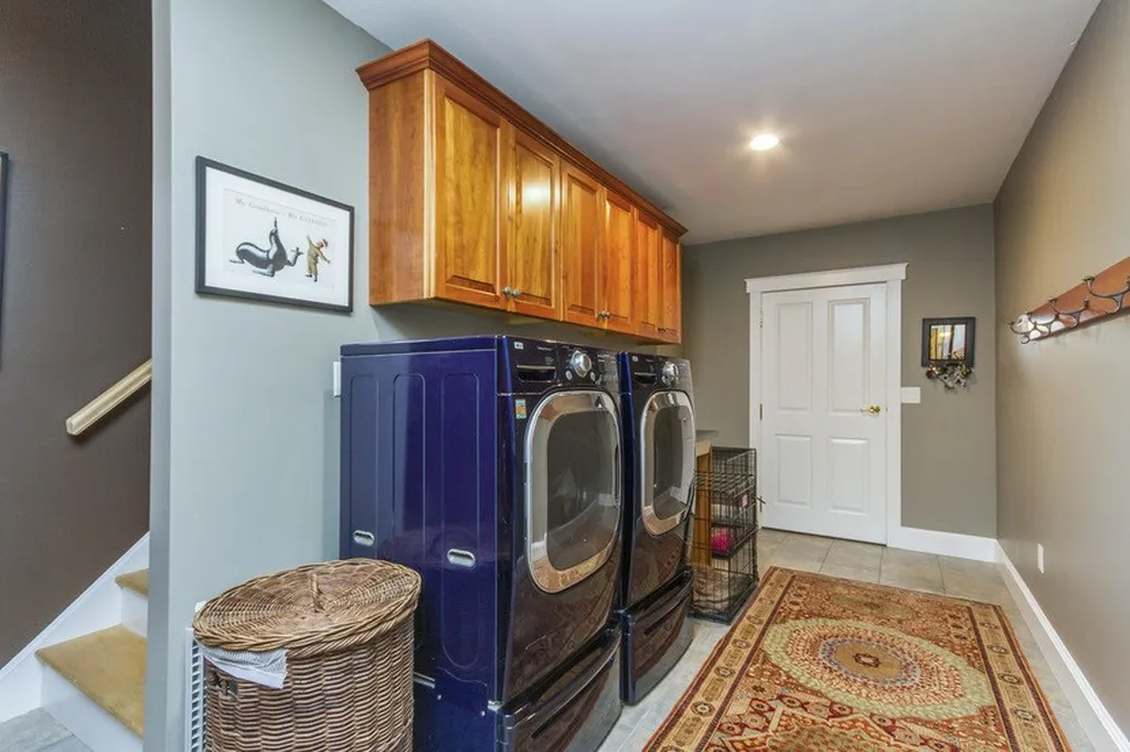 49 Oak Hill Road Brookline NH 03033