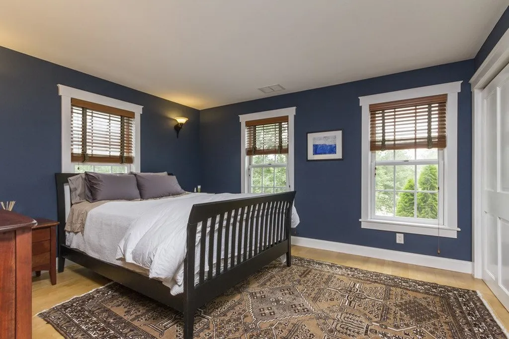 49 Oak Hill Road Brookline NH 03033