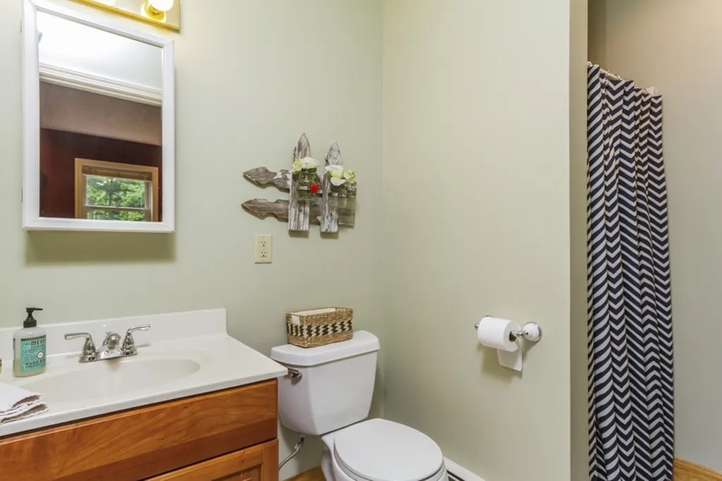49 Oak Hill Road Brookline NH 03033