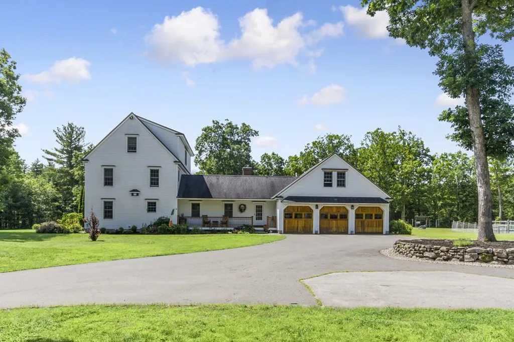 49 Oak Hill Road Brookline NH 03033