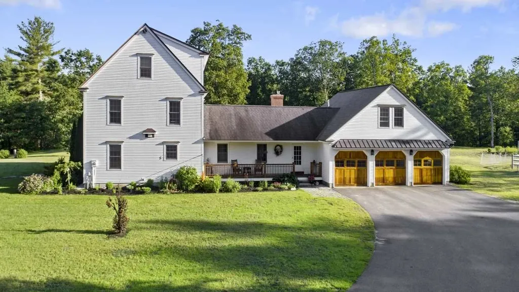 49 Oak Hill Road Brookline NH 03033