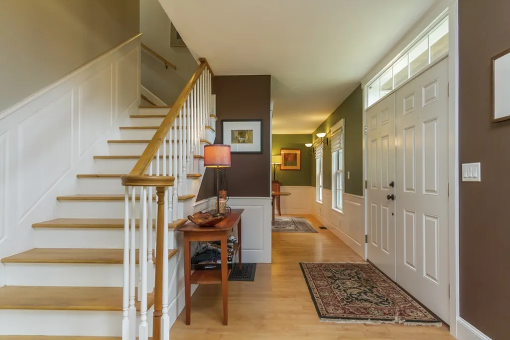 49 Oak Hill Road Brookline NH 03033