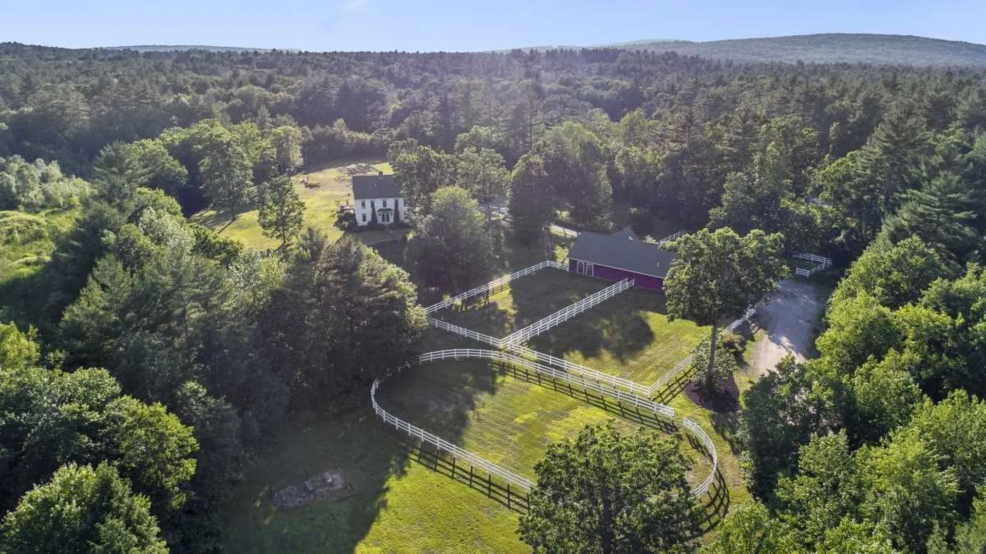 49 Oak Hill Road Brookline NH 03033