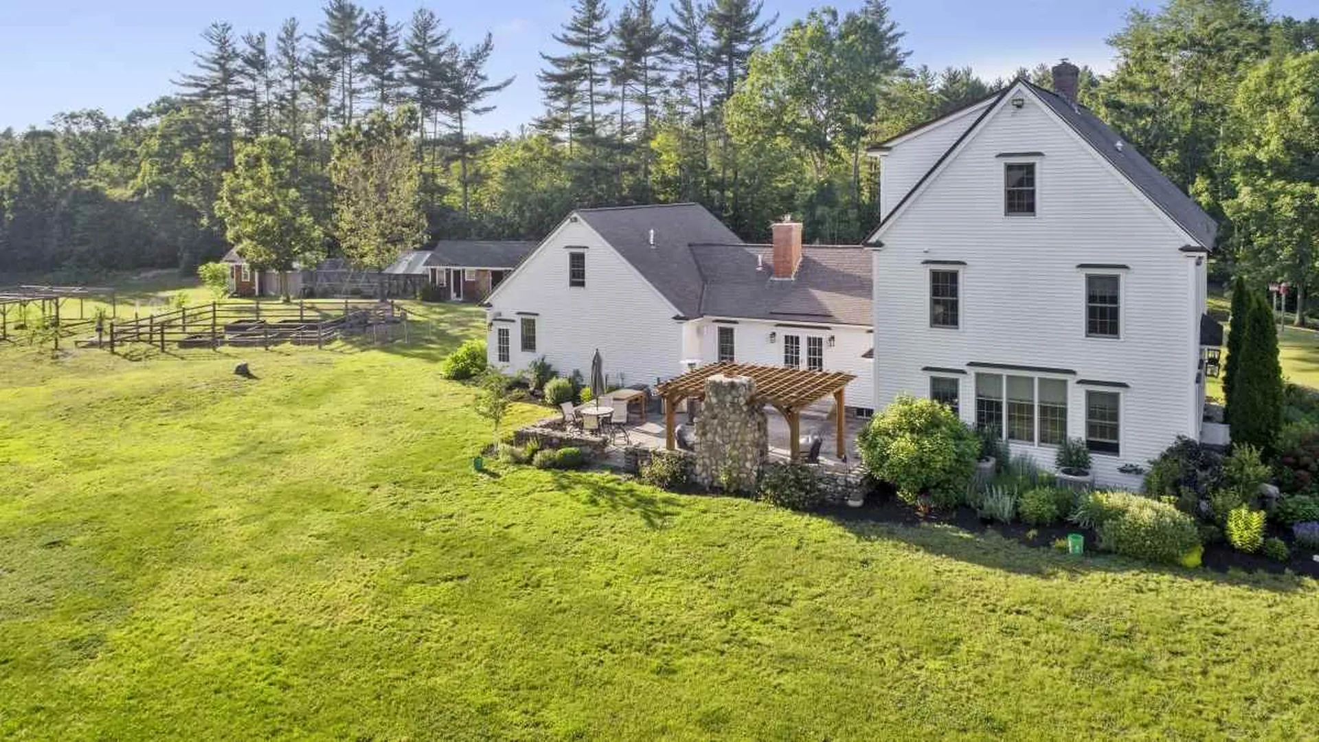 49 Oak Hill Road Brookline NH 03033