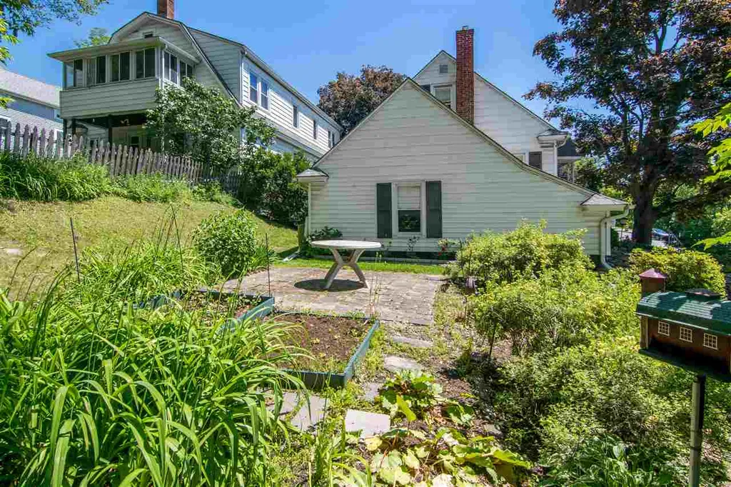 4 Hood Street Winooski VT 05404