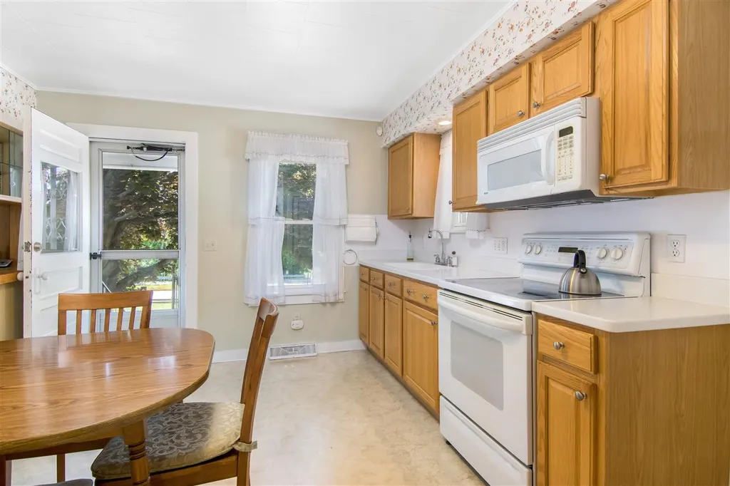 4 Hood Street Winooski VT 05404