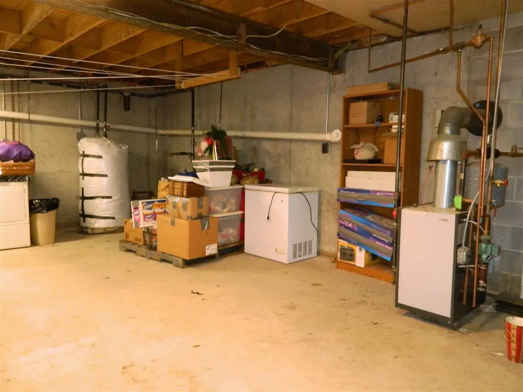 50 Brad Chase Road Danbury NH 03230