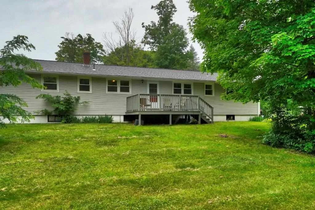 21A & 21b Old Derry Road Hudson NH 03051