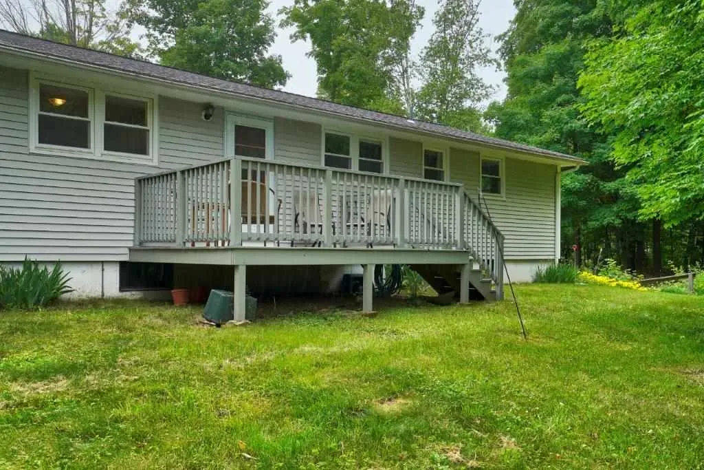 21A & 21b Old Derry Road Hudson NH 03051