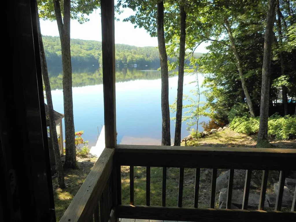 121 Collins Landing Road Weare NH 03281